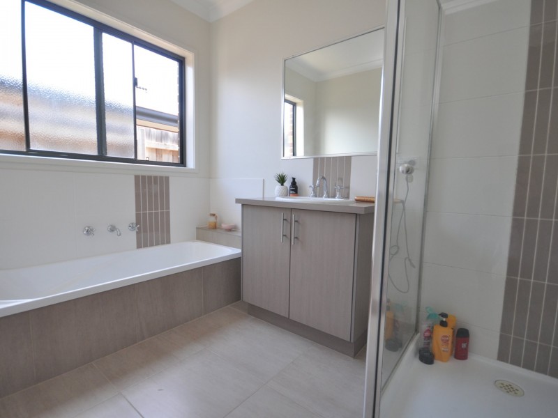 88 Gatehouse Drive, Eastwood VIC 3875