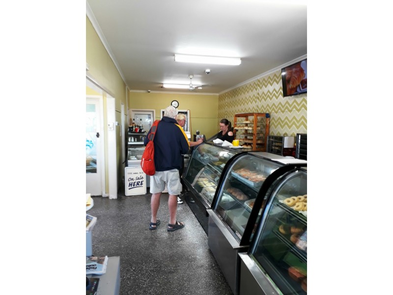 7 Esplanade, Paynesville VIC 3880