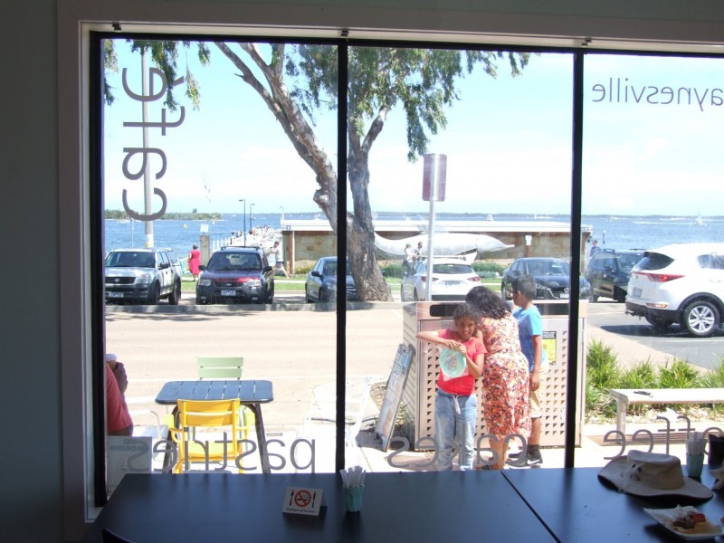 7 Esplanade, Paynesville VIC 3880