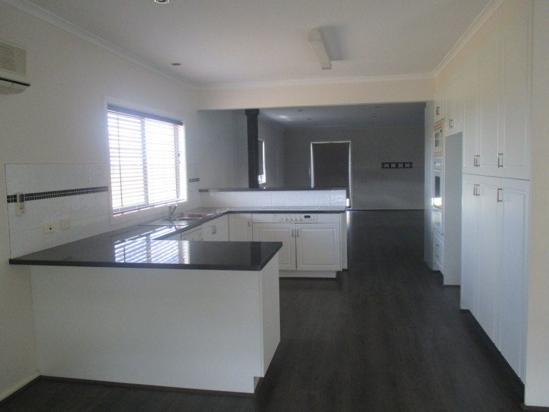 5 Hoyt Street, Lindenow VIC 3865
