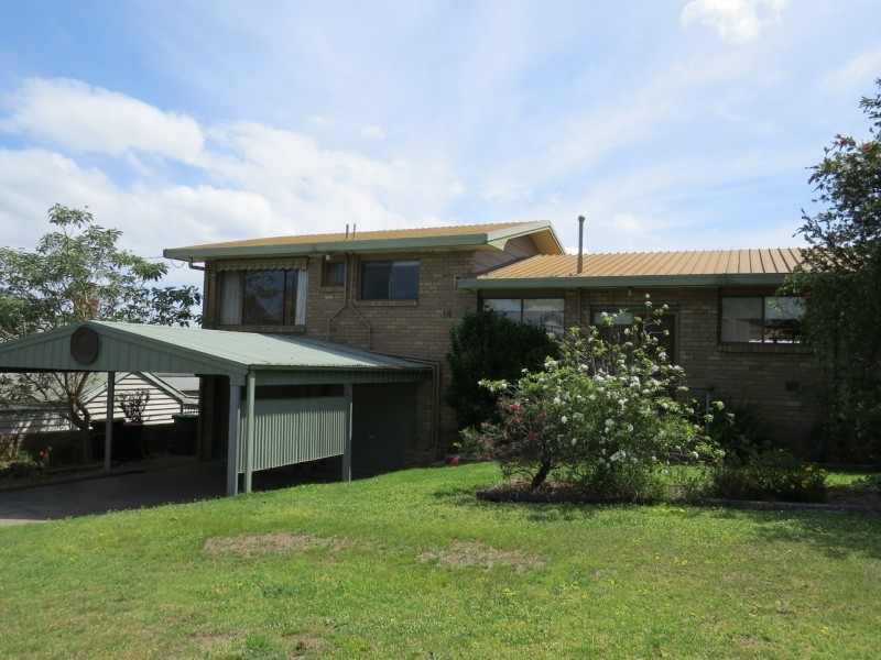 14 Robb Street, Bairnsdale VIC 3875