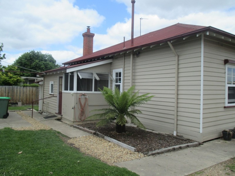 47 McEachern Street, Bairnsdale VIC 3875