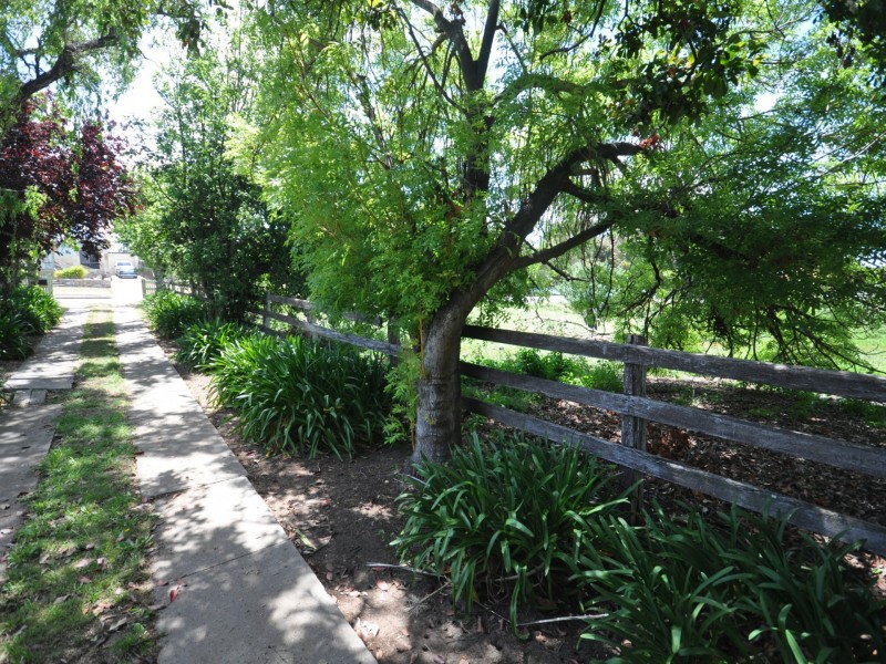 74 Crooke Street, Bairnsdale VIC 3875