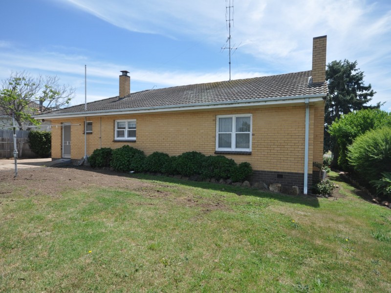 74 Crooke Street, Bairnsdale VIC 3875