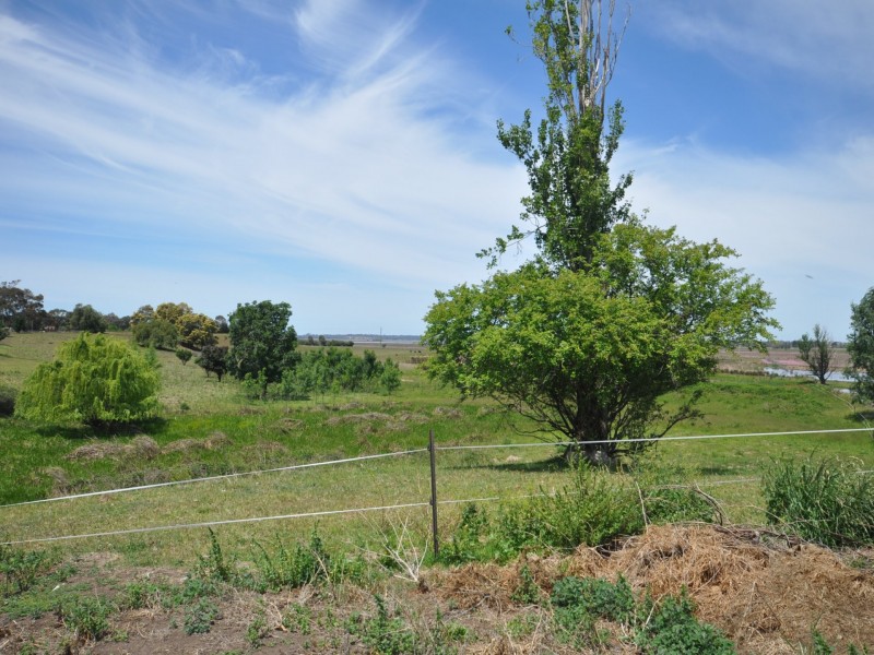 74 Crooke Street, Bairnsdale VIC 3875