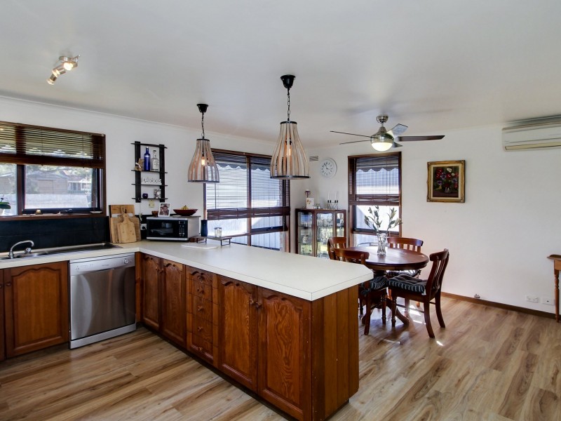 2 Bankin Court, Bairnsdale VIC 3875