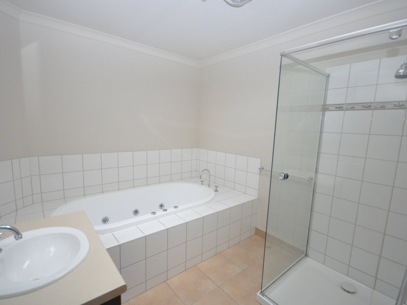 34 Deakin Avenue, Eastwood VIC 3875