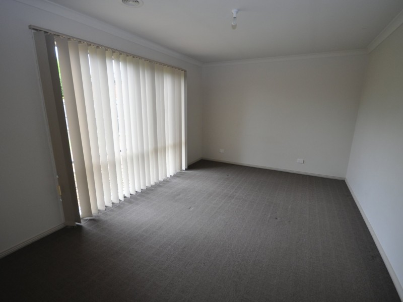 34 Deakin Avenue, Eastwood VIC 3875