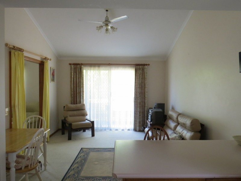 15 Harnham Drive, Bairnsdale VIC 3875