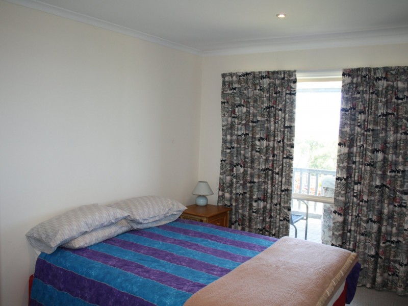 33 Vista Drive, Mallacoota VIC 3892