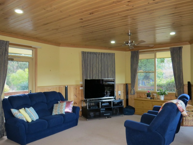 21 Creek Street, Omeo VIC 3898