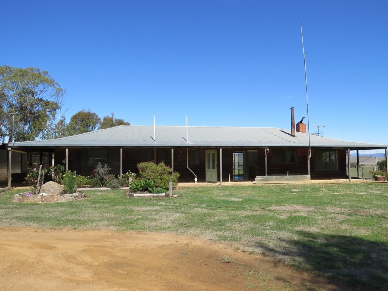 155 McKinnons Road, Benambra VIC 3900
