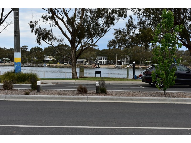 67B Esplanade, Paynesville VIC 3880