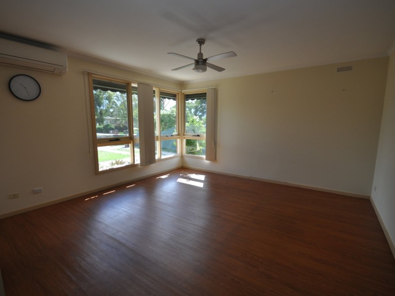 35 Wallace Street, Bairnsdale VIC 3875