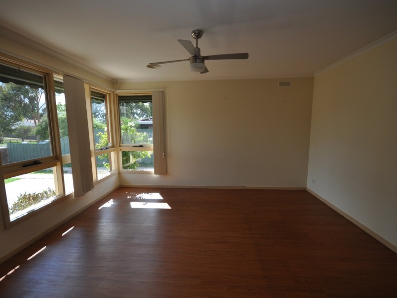 35 Wallace Street, Bairnsdale VIC 3875