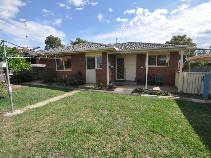 35 Wallace Street, Bairnsdale VIC 3875