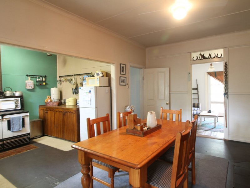 6986 Great Alpine Road, Swifts Creek VIC 3896