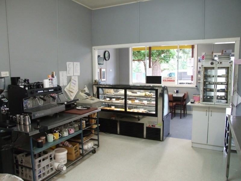 9 McMillian Street, Swifts Creek VIC 3896