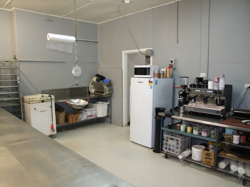 9 McMillian Street, Swifts Creek VIC 3896