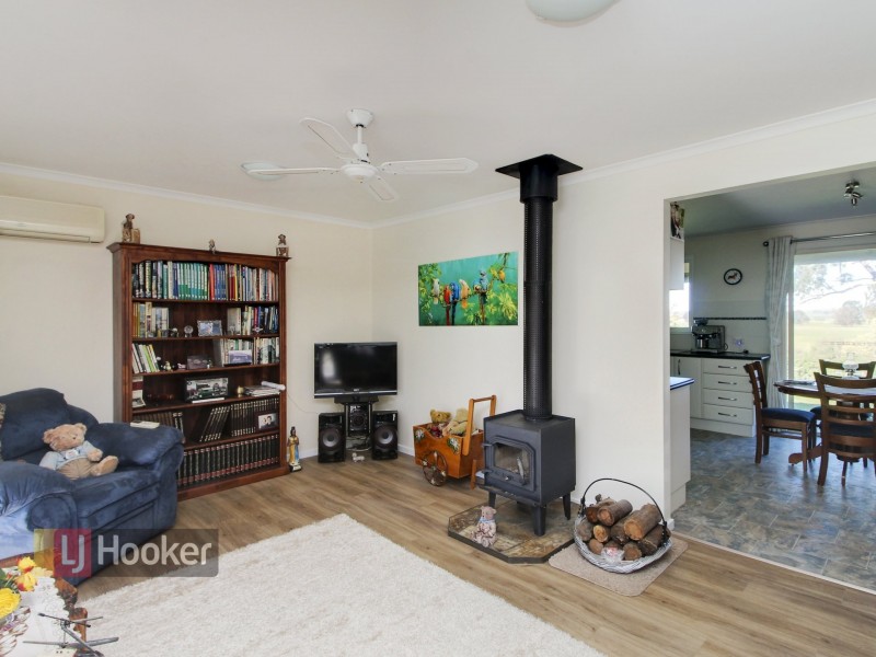 37 Giles Street, Wiseleigh VIC 3885