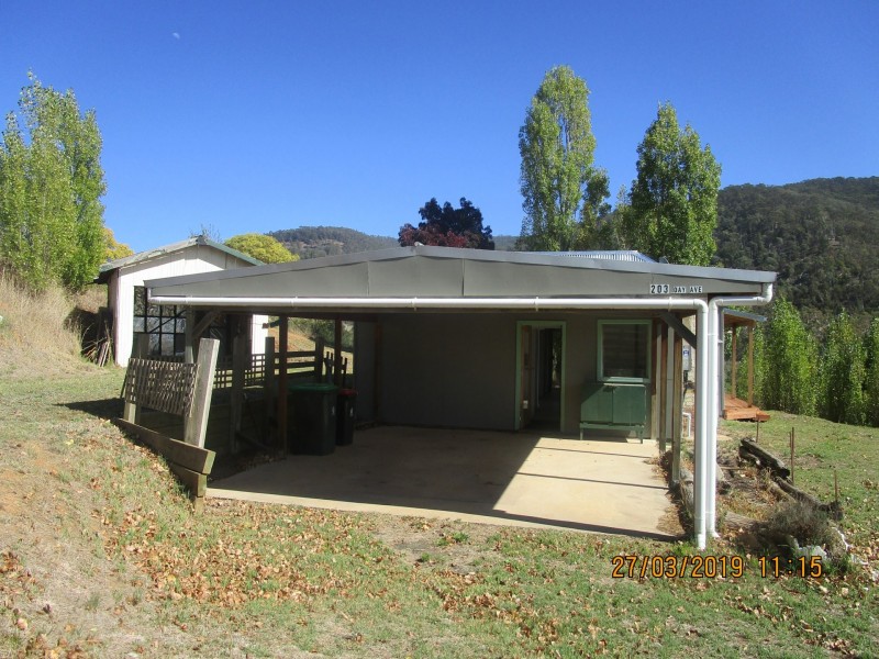 203 Day Avenue, Omeo VIC 3898