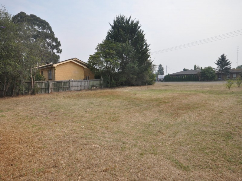 39 Moroney Street, Bairnsdale VIC 3875
