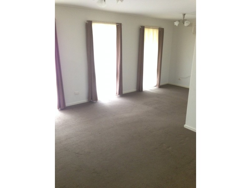 12 Goodman Street, Bairnsdale VIC 3875