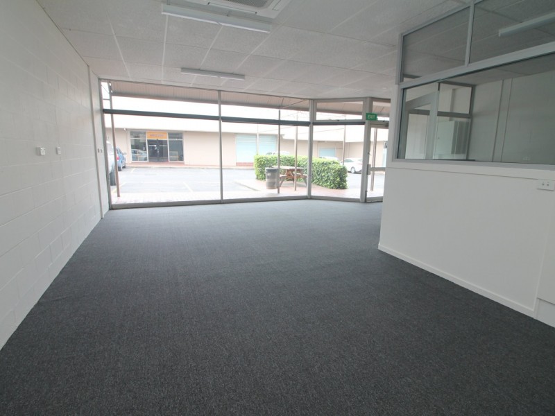 Shop 7 Riviera Plaza, Bairnsdale VIC 3875