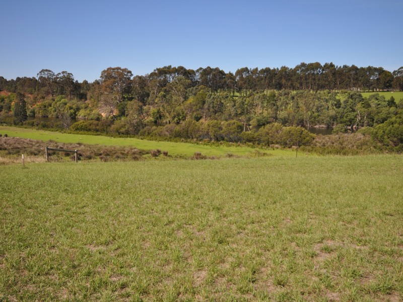 2 Parkside Drive, Nicholson VIC 3882