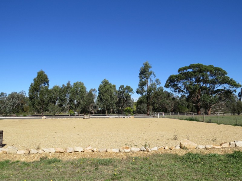 42 Verdell Street, Bairnsdale VIC 3875