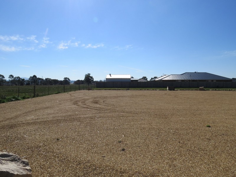 42 Verdell Street, Bairnsdale VIC 3875