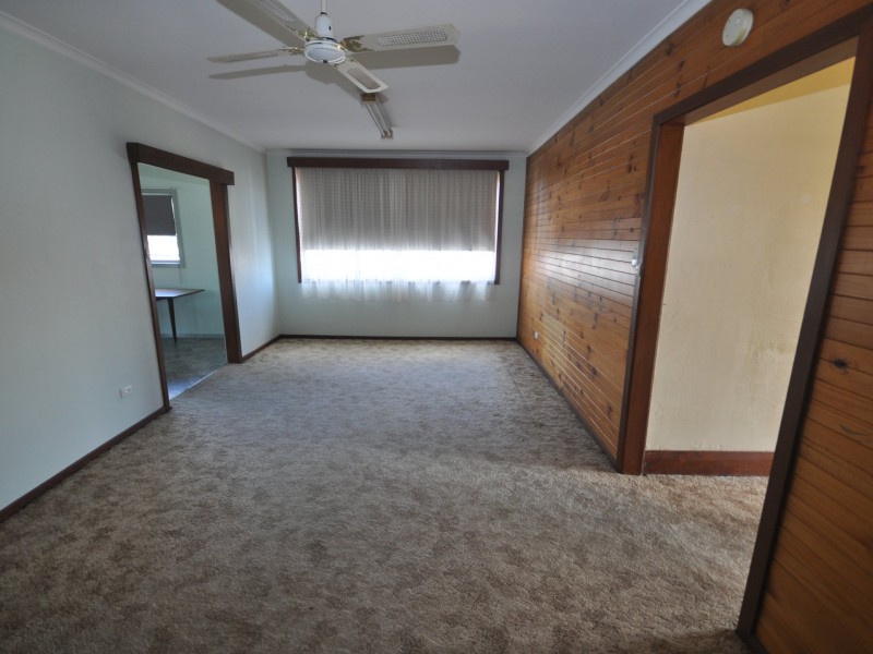 69 Turnbull Street, Bairnsdale VIC 3875