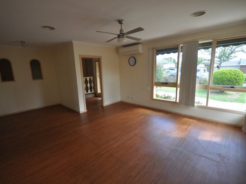 35 Wallace Street, Bairnsdale VIC 3875