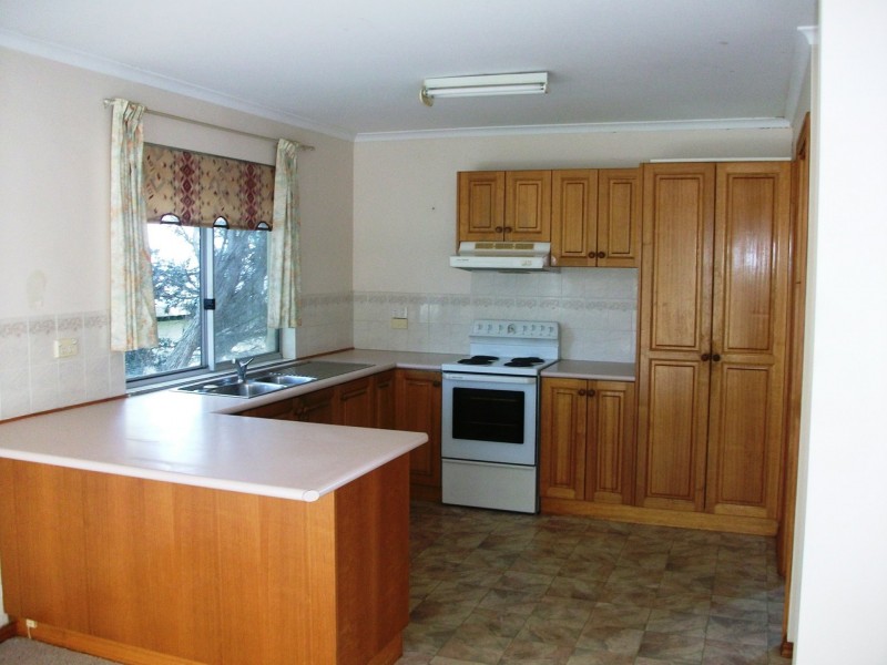 15 Harnham Drive, Bairnsdale VIC 3875