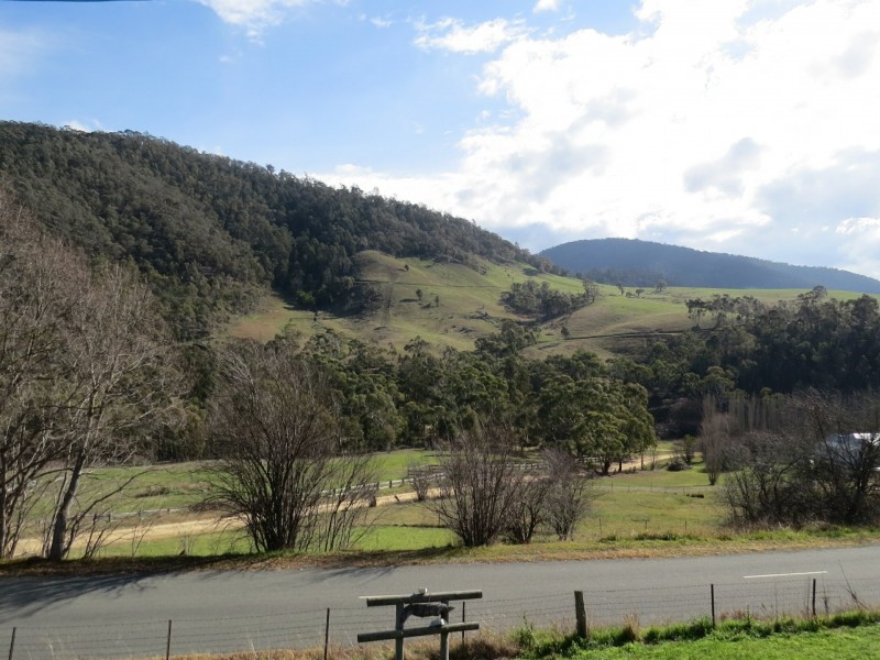 18 Crisp Street, Omeo VIC 3898