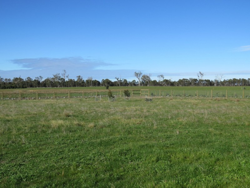 25 Hillside Lane, Hillside VIC 3875