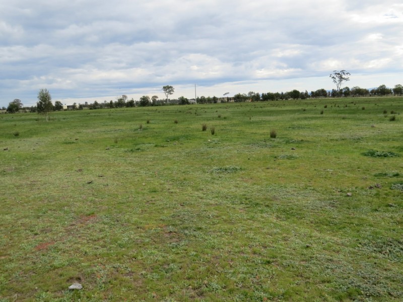 25 Hillside Lane, Hillside VIC 3875