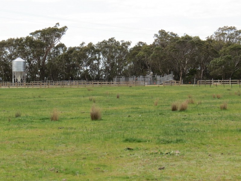 25 Hillside Lane, Hillside VIC 3875