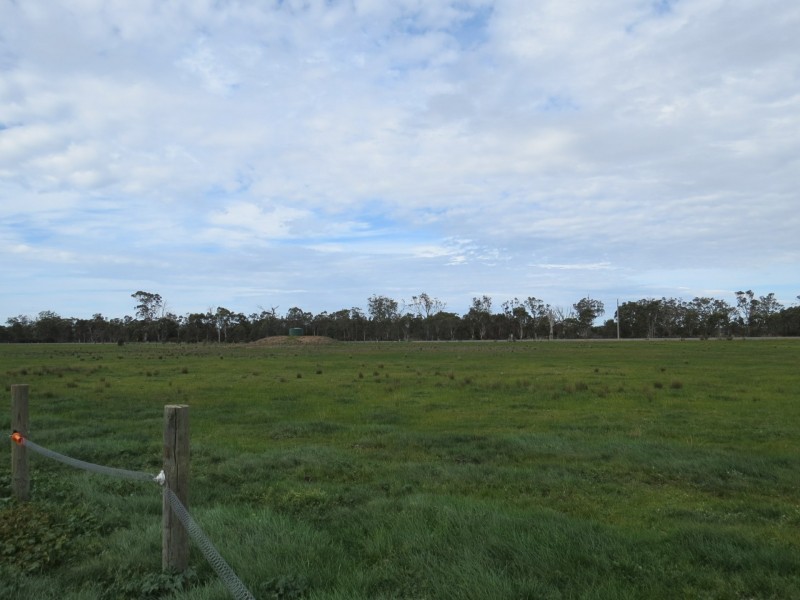 25 Hillside Lane, Hillside VIC 3875