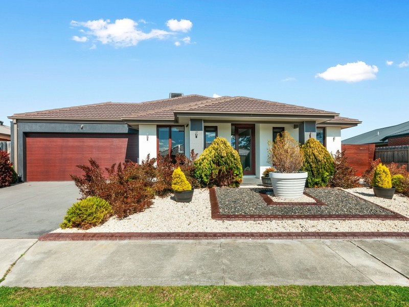 26 Len Cook Drive, Eastwood VIC 3875