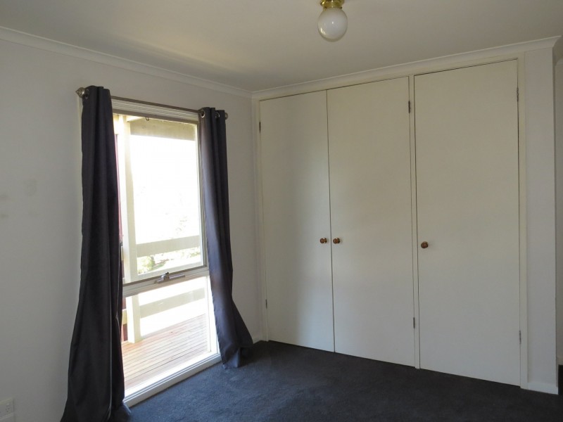 12 Hankshaws Hill Road, Omeo VIC 3898