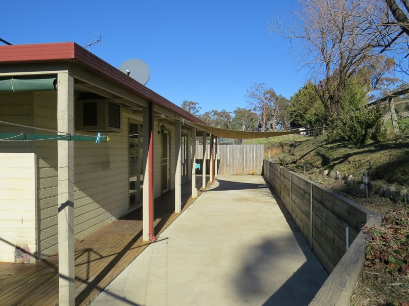 12 Hankshaws Hill Road, Omeo VIC 3898