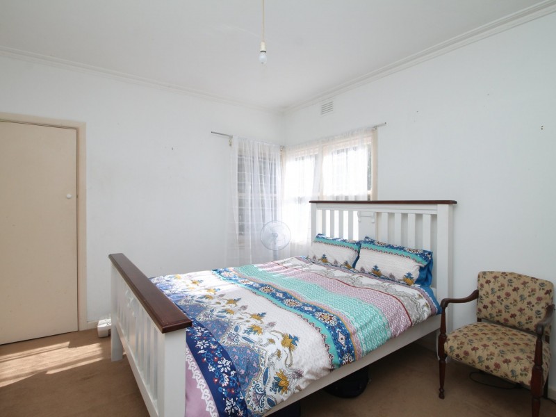 8 Lambournes Road, Bruthen VIC 3885