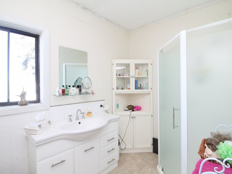 8 Lambournes Road, Bruthen VIC 3885