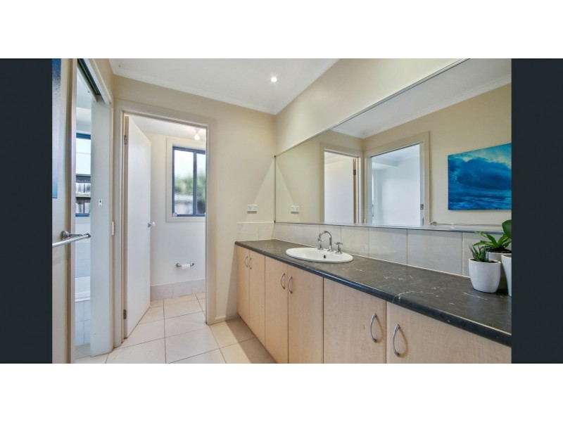 85 Gatehouse Drive, Bairnsdale VIC 3875