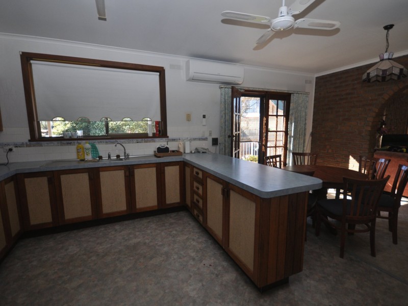 2 Allen Court, Bairnsdale VIC 3875