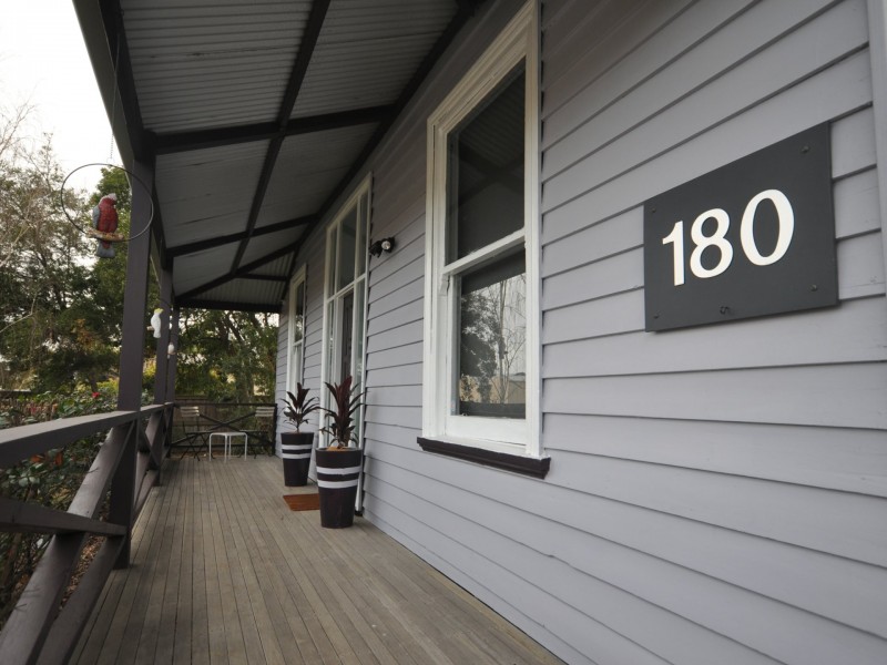Suite 5/180 Macleod Street, Bairnsdale VIC 3875