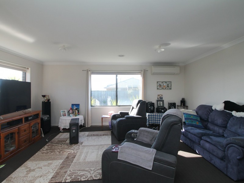 12 Whipbird Street, Bairnsdale VIC 3875