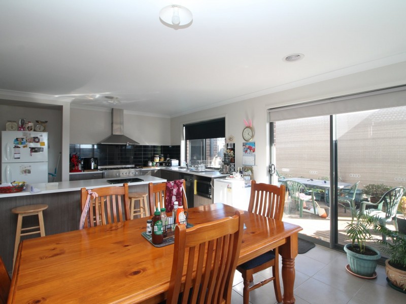 12 Whipbird Street, Bairnsdale VIC 3875