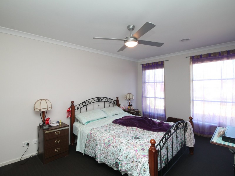 12 Whipbird Street, Bairnsdale VIC 3875